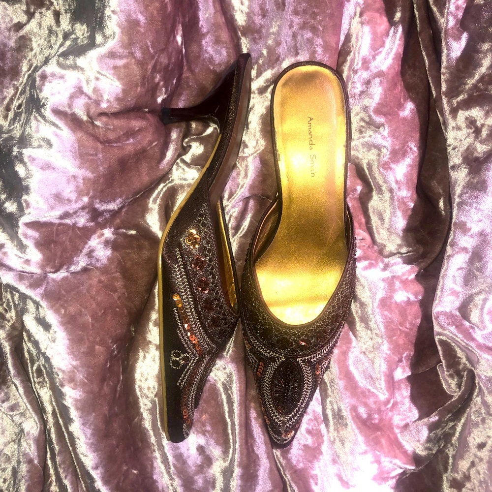 Beaded Brown Pointed Mules